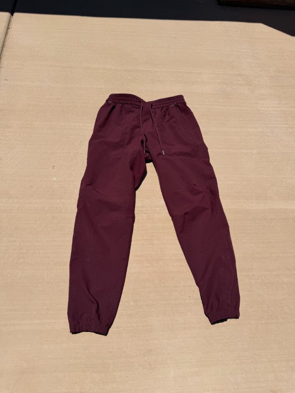 Lululemon Joggers (Medium)